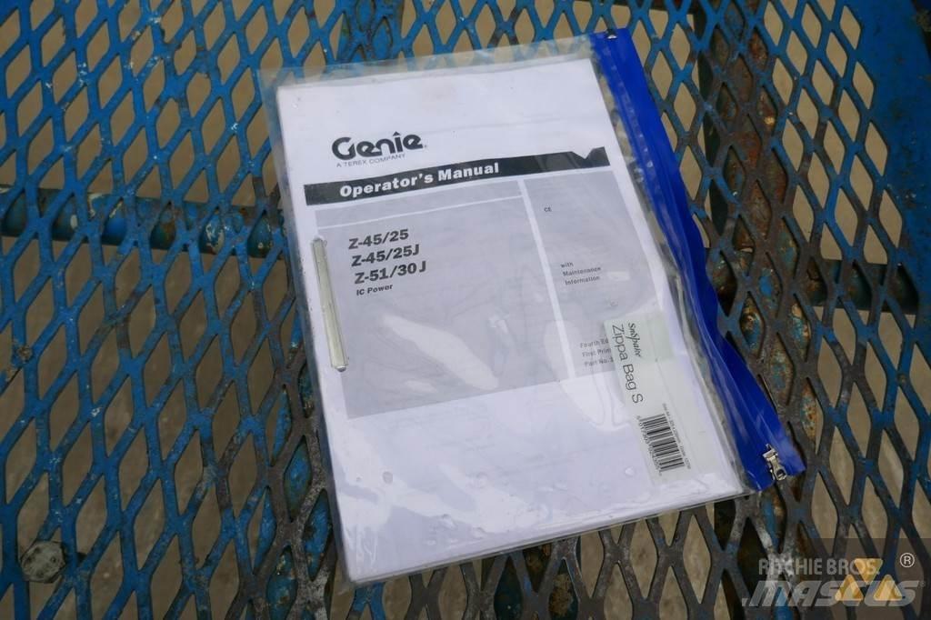 Genie Z-45/25 Nacele cu brat articulat