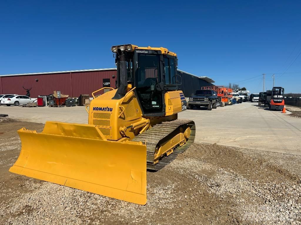 Komatsu D37PX-23 Buldozere pe senile