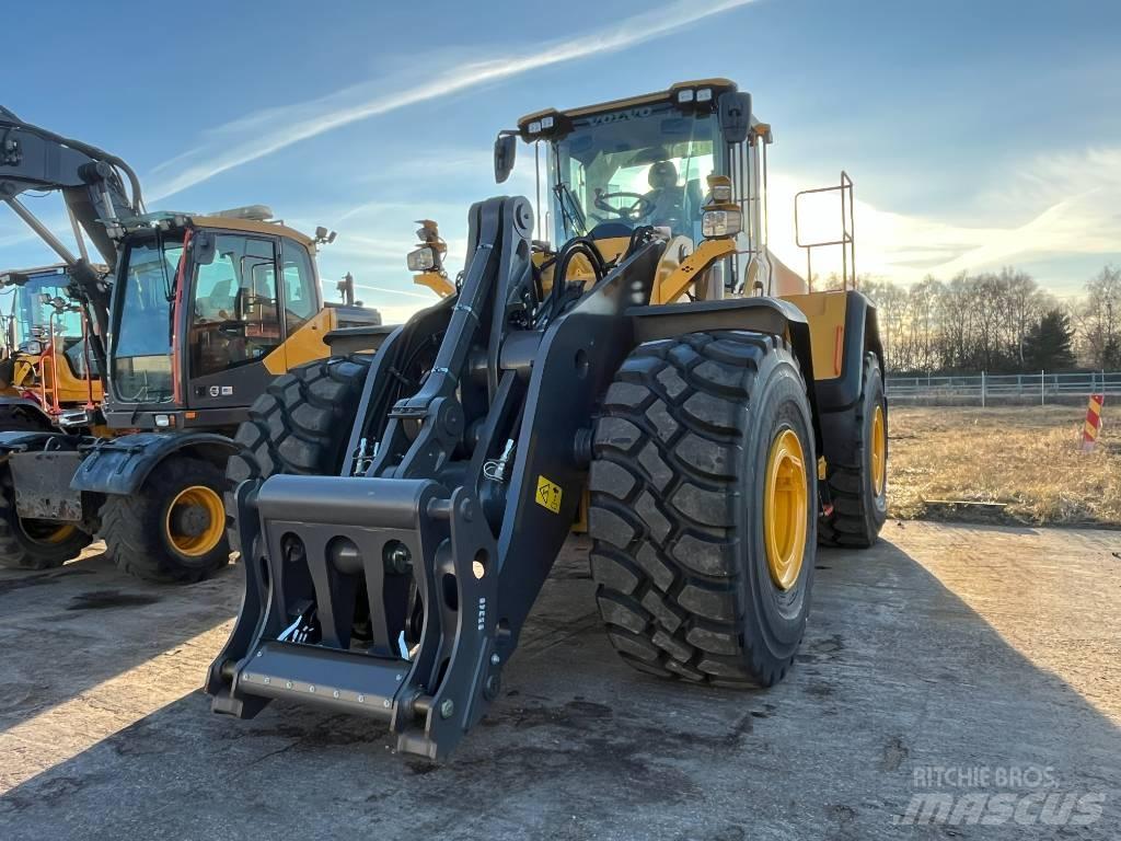 Volvo L 220 H Incarcator pe pneuri
