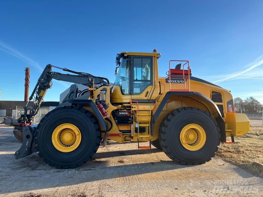 Volvo L 220 H Incarcator pe pneuri