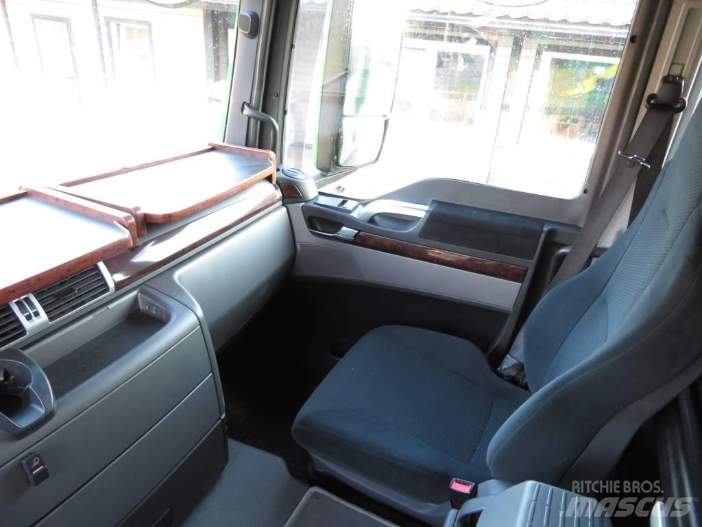 MAN 33.480 Camion pentru lemne