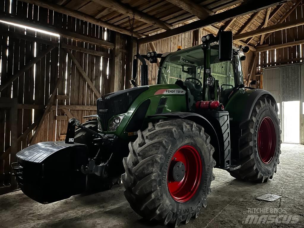 Fendt 720 Vario Tractoare