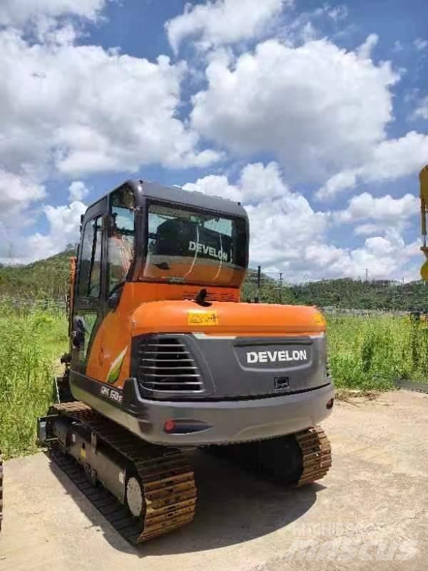 Doosan DX 60E Excavatoare 7t - 12t