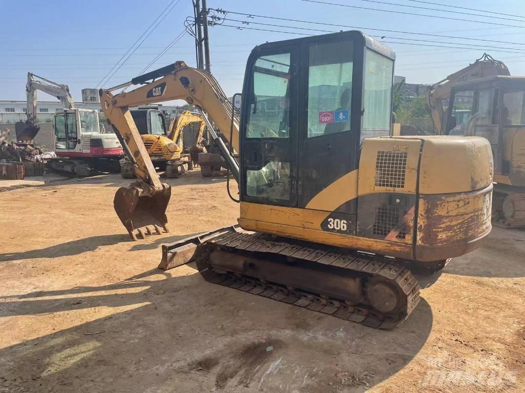 CAT 306 Excavatoare pe șenile
