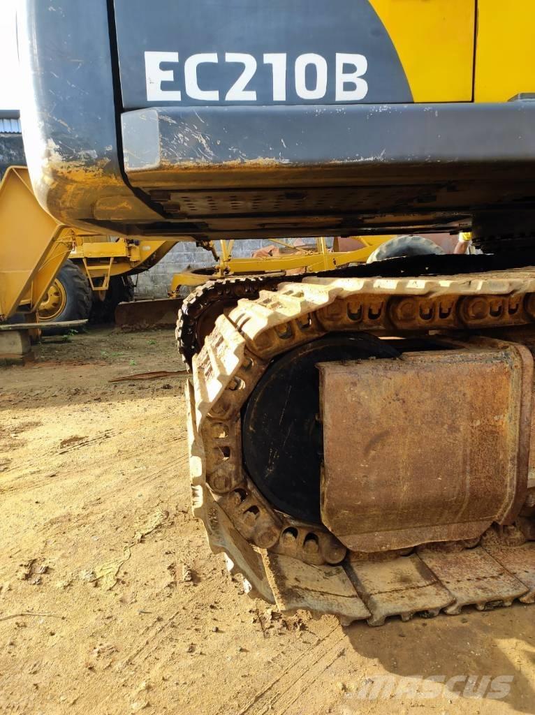 Volvo EC 210 B Excavatoare pe șenile
