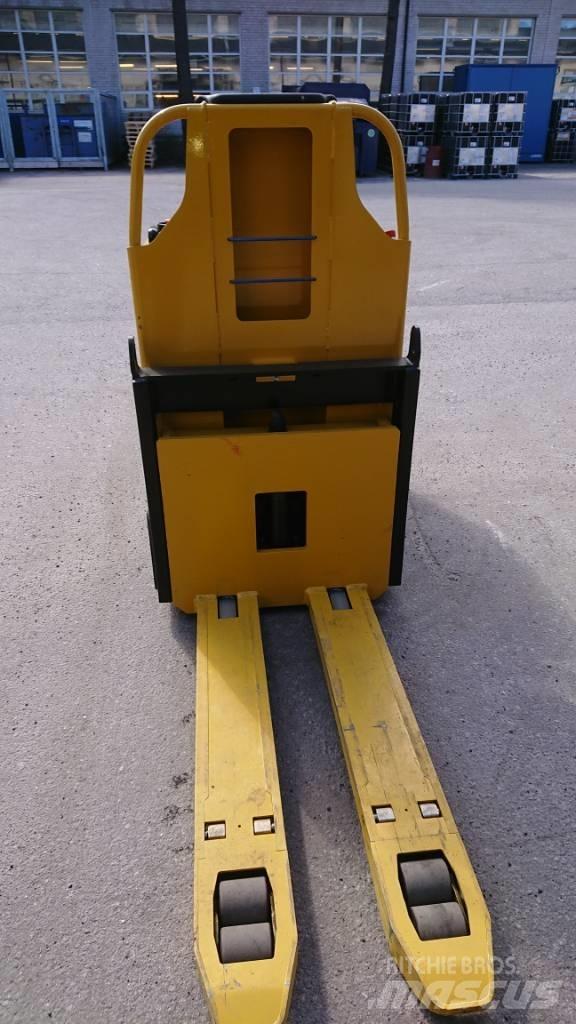 Yale MO20 Stivuitoare de micã inaltime pentu logistica