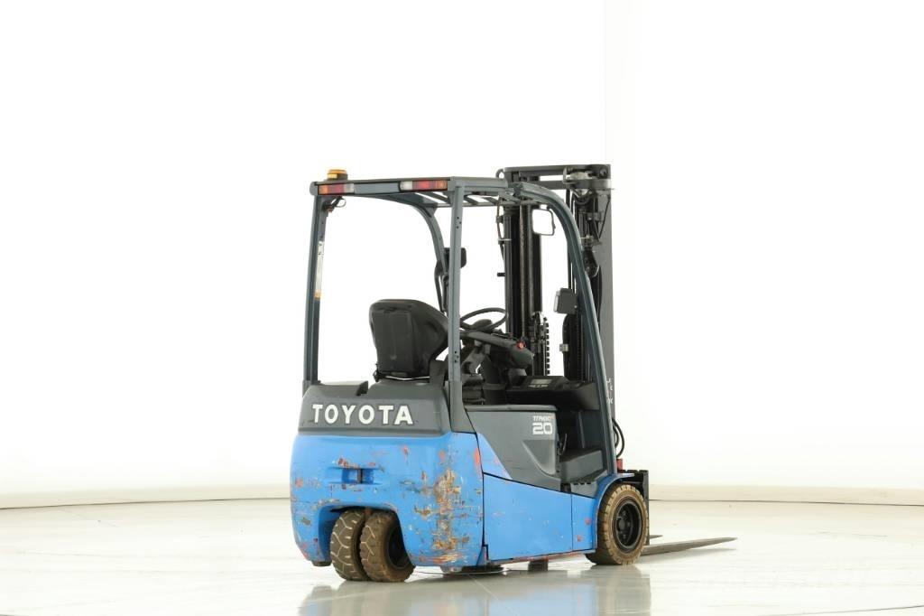 Toyota 8 FBET 20 Stivuitor electric