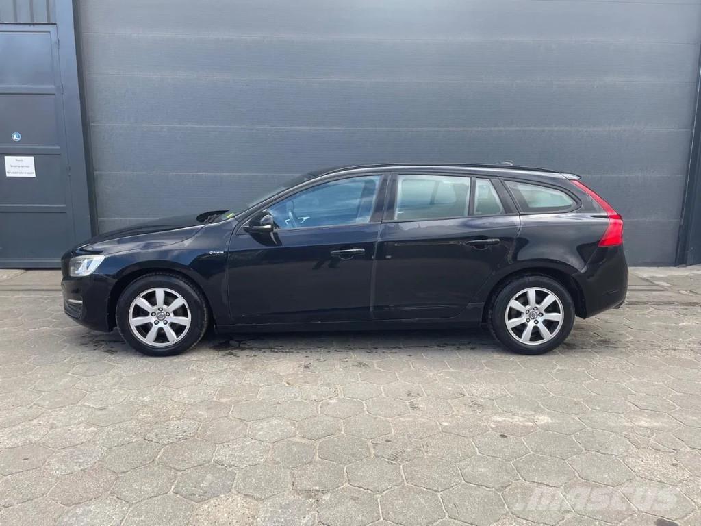 Volvo V60 . Masini