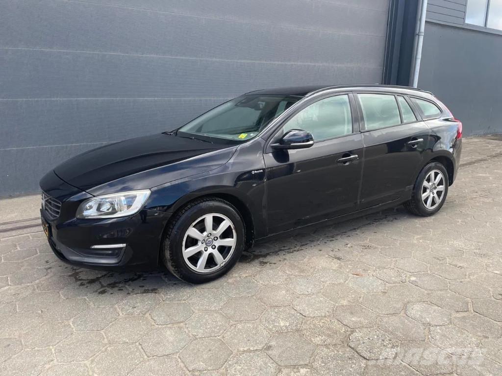 Volvo V60 . Masini