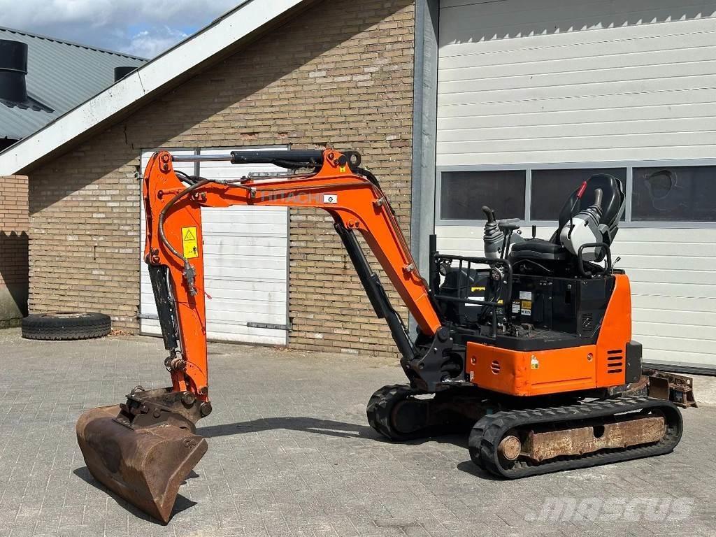 Hitachi ZX19U-6 YR Mini excavatoare < 7t