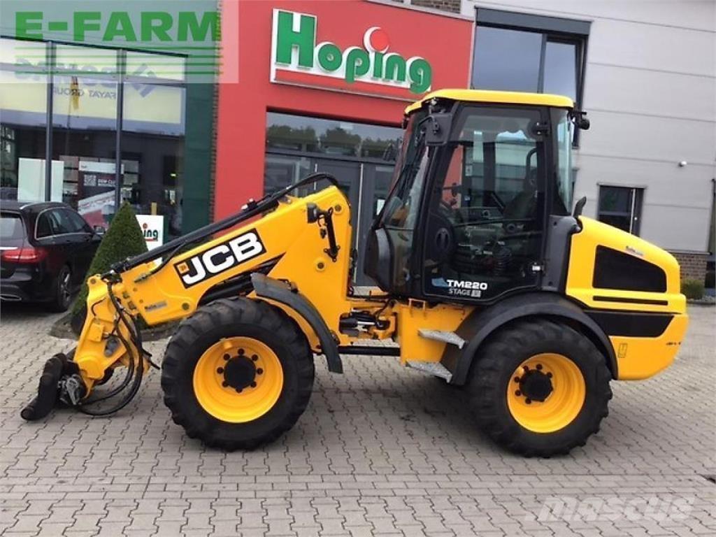 JCB tm 220 Manipulatoare agricole
