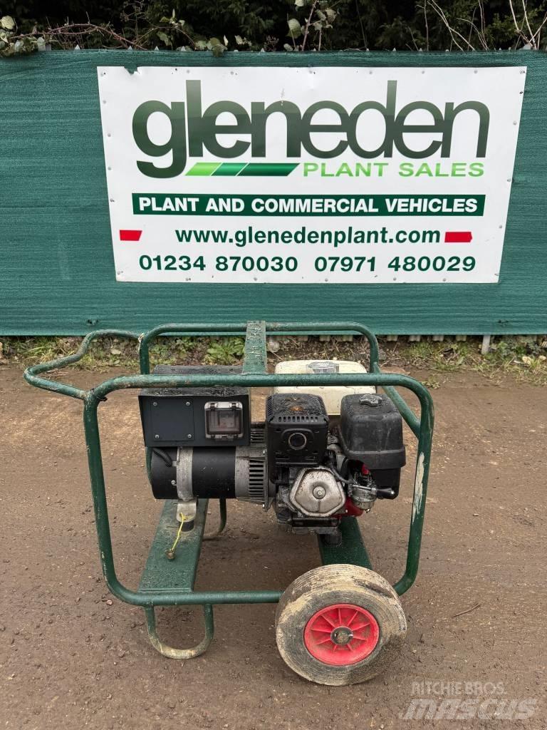  Mecc Alte 4KVA Generatoare pe Petrol