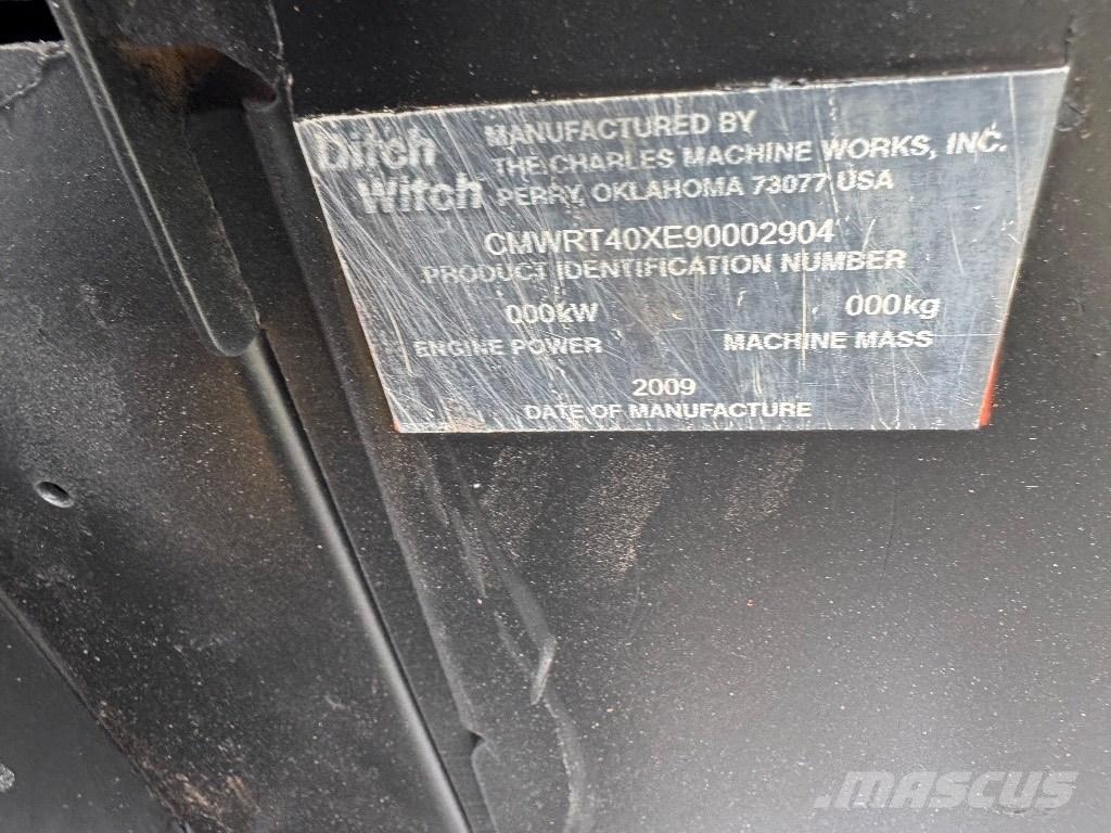 Ditch Witch RT 40 Excavatoare de santuri