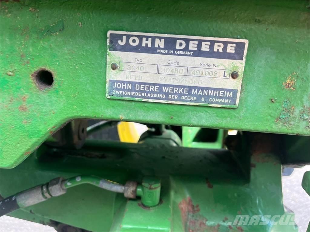 John Deere 3040 Tractoare