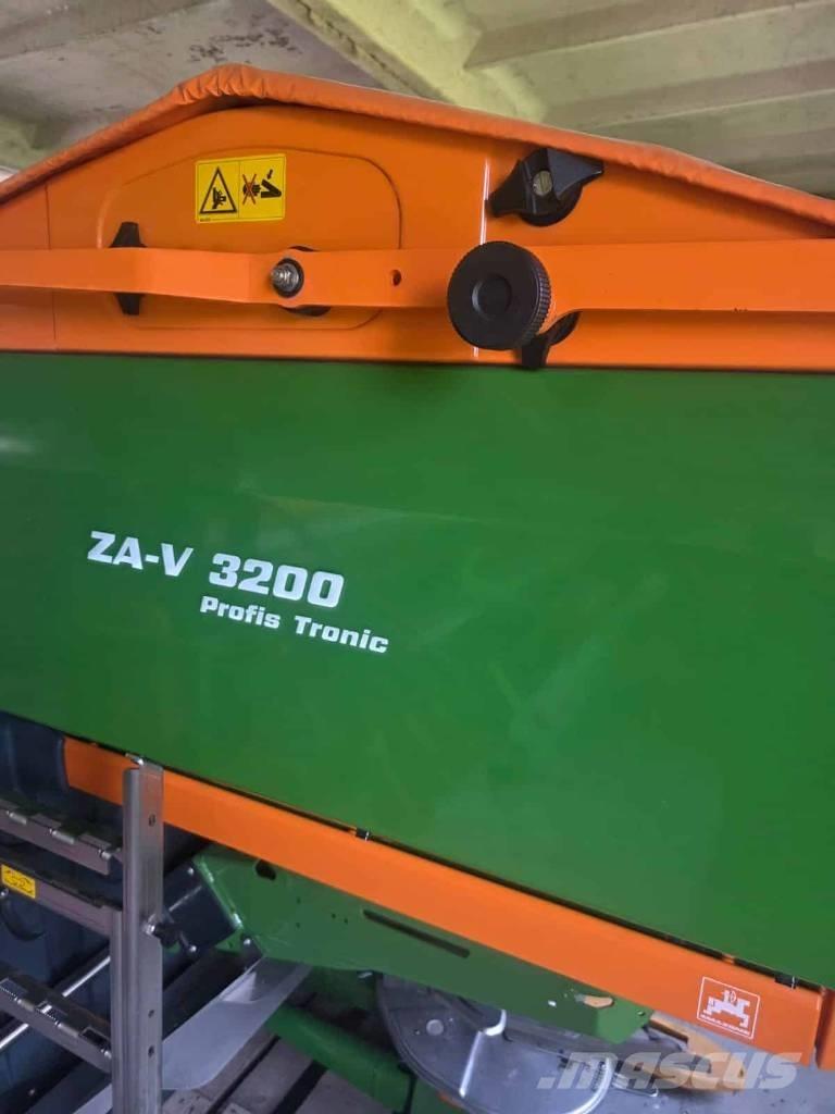 Amazone ZA-V 3200 Împrastierea mineralelor