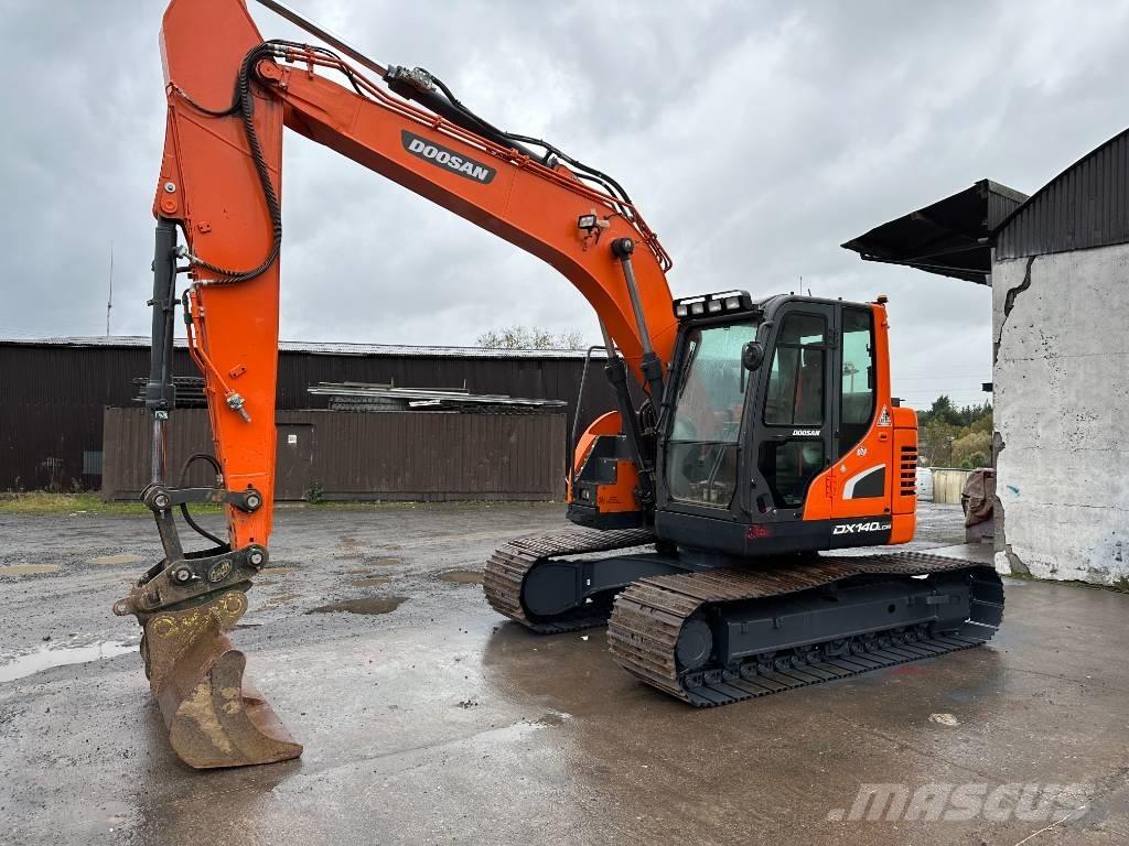 Doosan DX 140 LCR Excavatoare pe șenile
