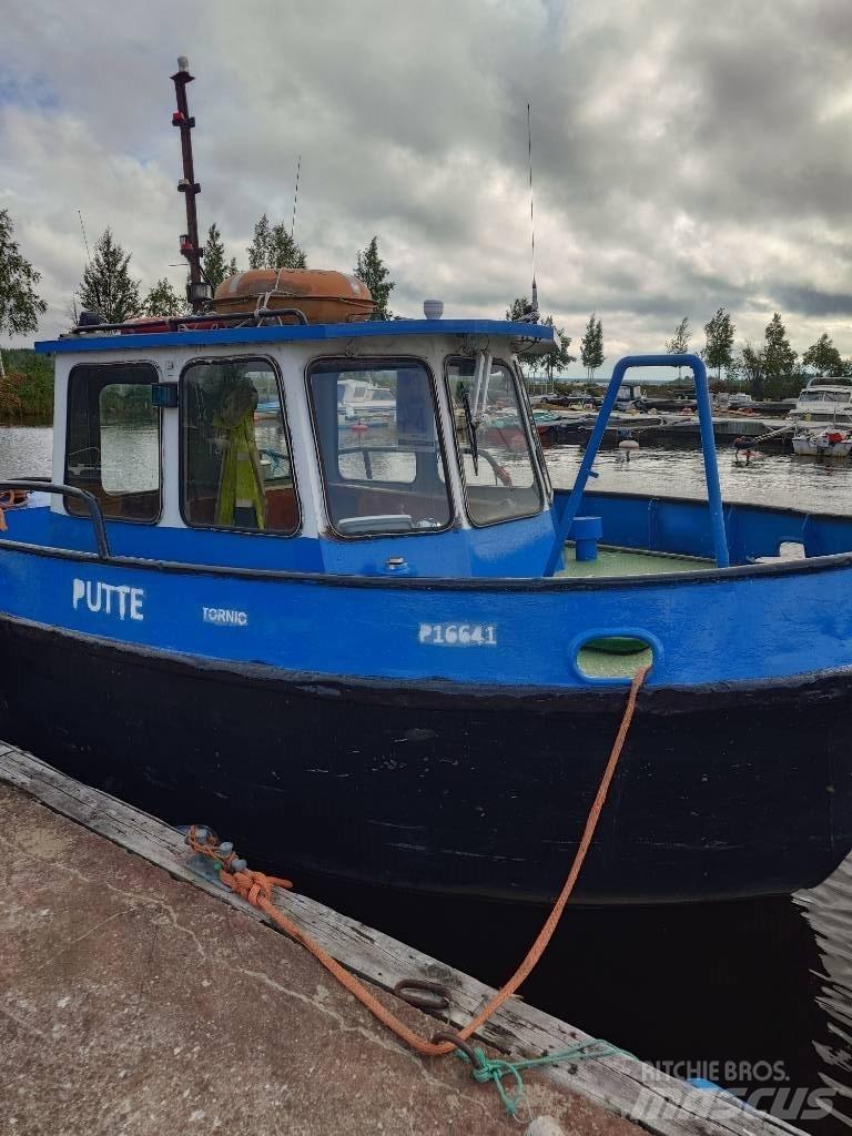  Hinaaja Putte Barje si pontoane