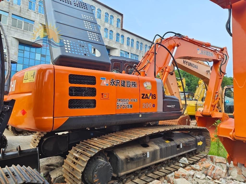 Hitachi ZX 200 Excavatoare pe șenile
