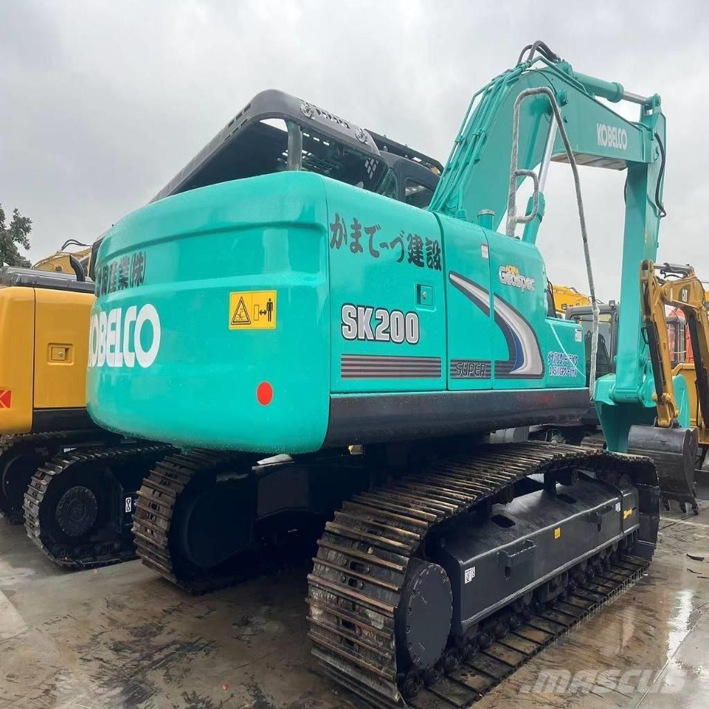 Kobelco SK 200-8 Excavatoare pe șenile
