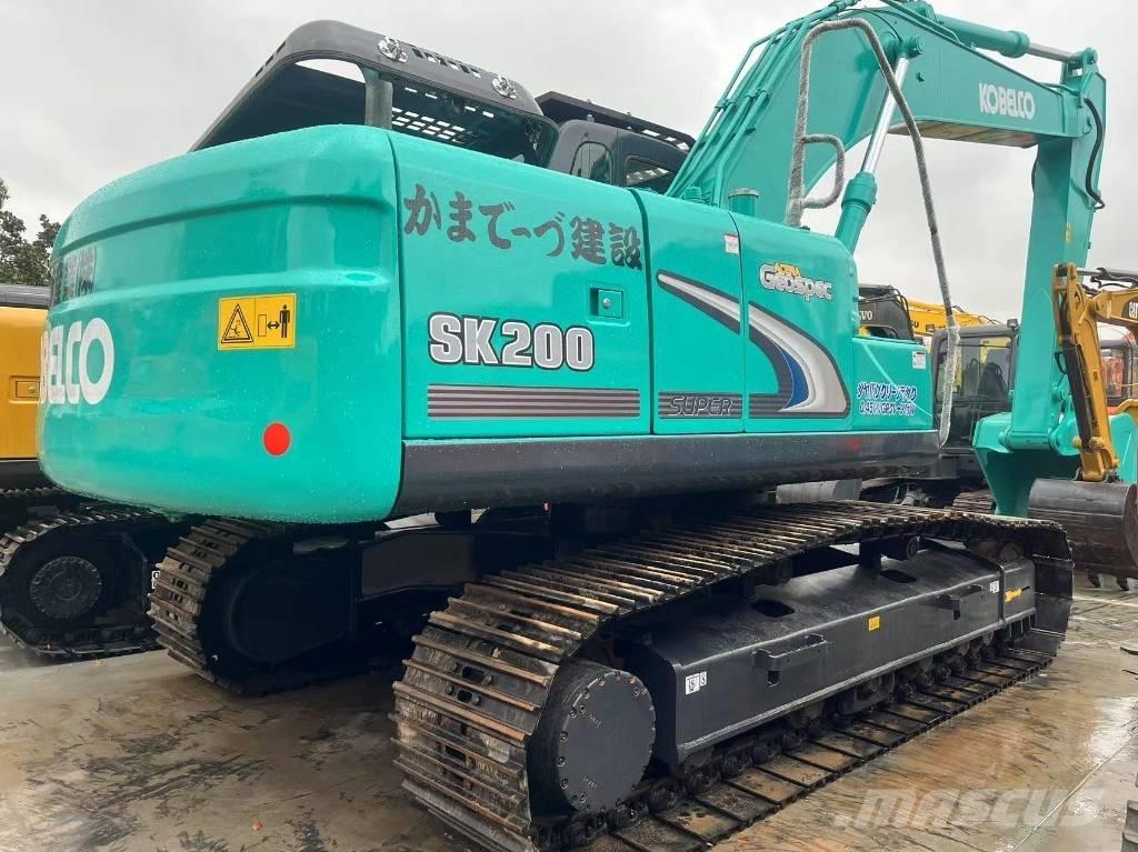 Kobelco SK 200-8 Excavatoare pe șenile
