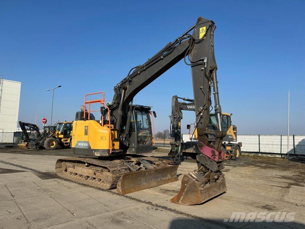 Volvo ECR145EL Excavatoare pe șenile
