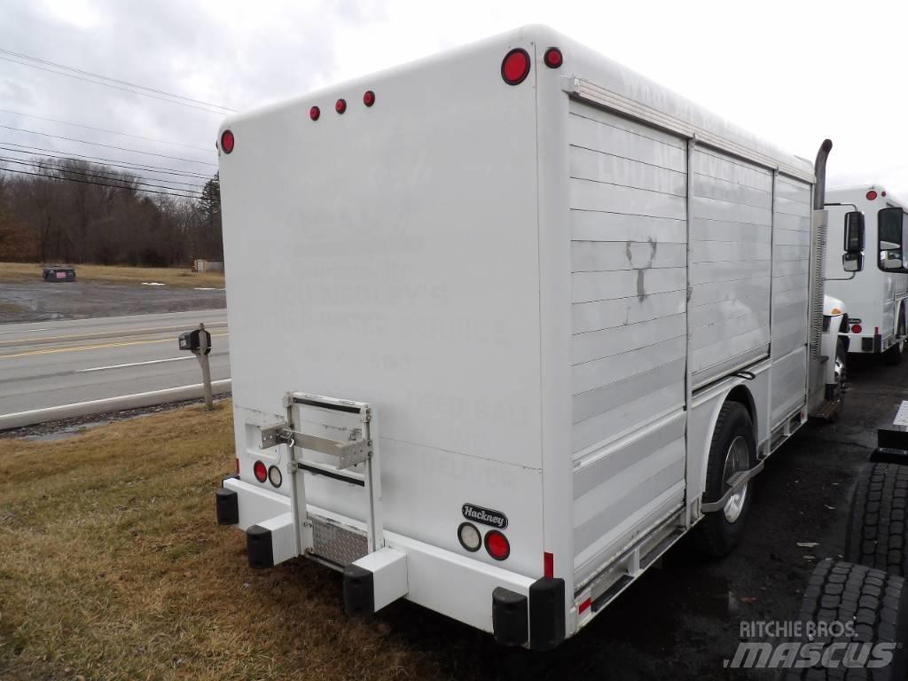 Freightliner M2 Camioane transport bauturi