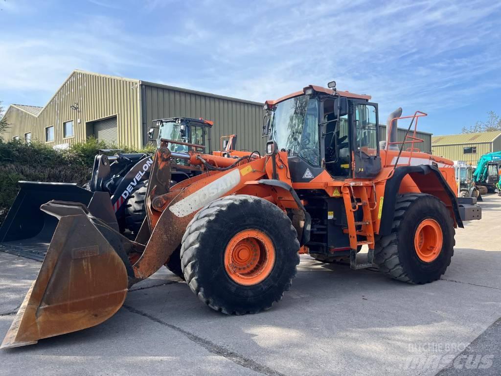 Doosan DL 420-3 Incarcator pe pneuri