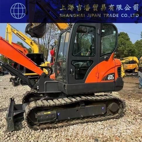 Doosan DX 60 Excavatoare pe șenile
