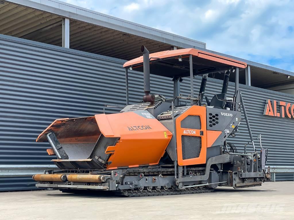 Volvo P7820C Pavatoare asfalt