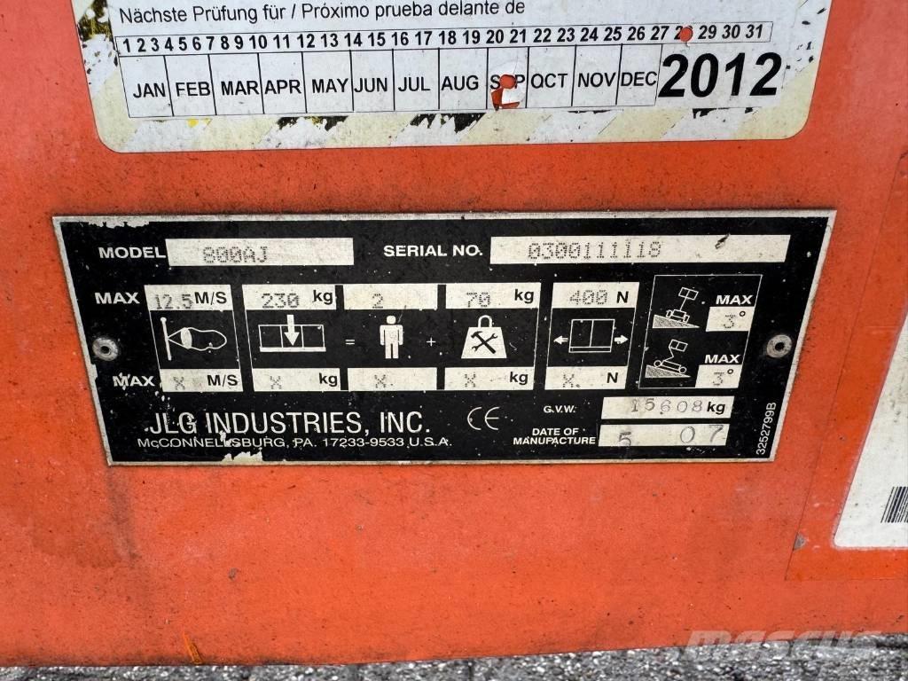 JLG 800 AJ Nacele cu brat articulat