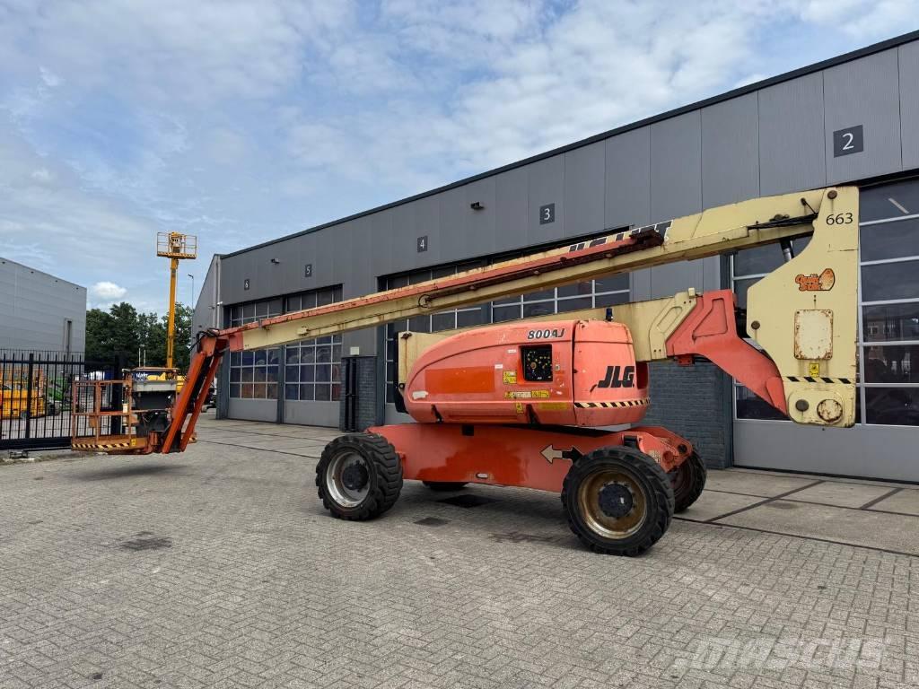 JLG 800 AJ Nacele cu brat articulat