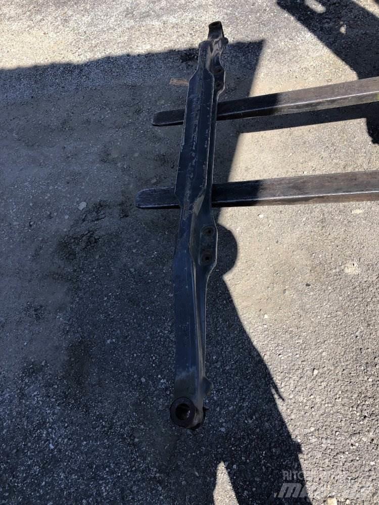 DAF LF PŘEDNÍ NÁPRAVNICE Axe