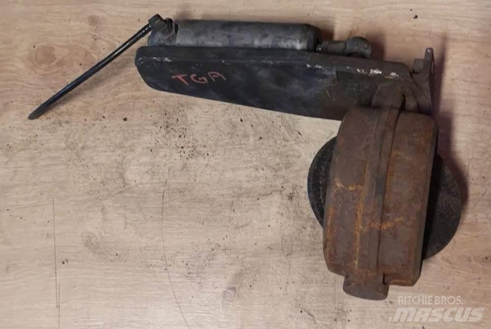 MAN TGA MOTOROVÁ BRZDA Motoare