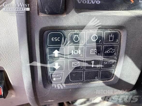 Volvo L220G Incarcator pe pneuri