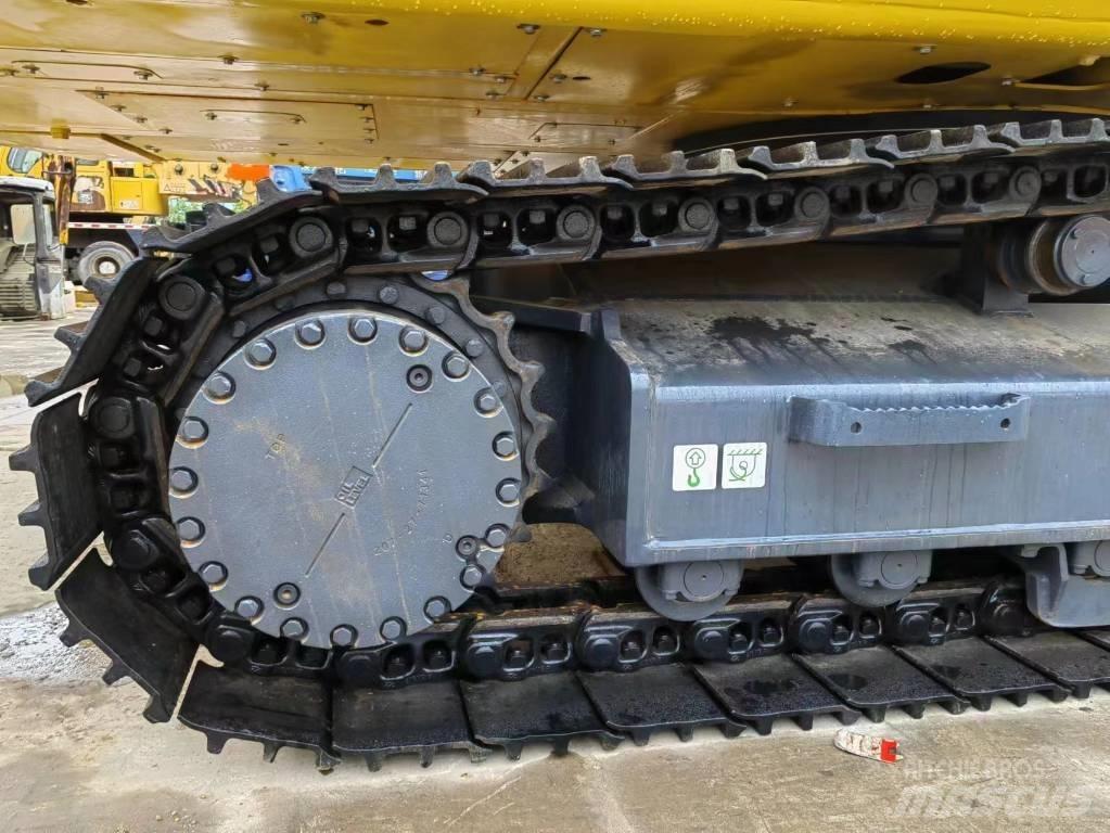 Komatsu PC 300-8 Excavatoare pe șenile
