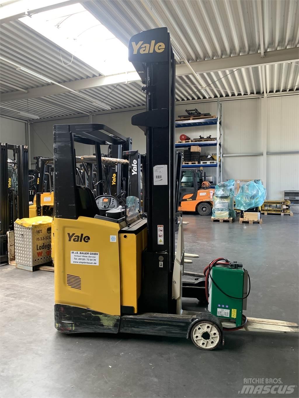 Yale MR14 Stivuitor cu catarg retractabil