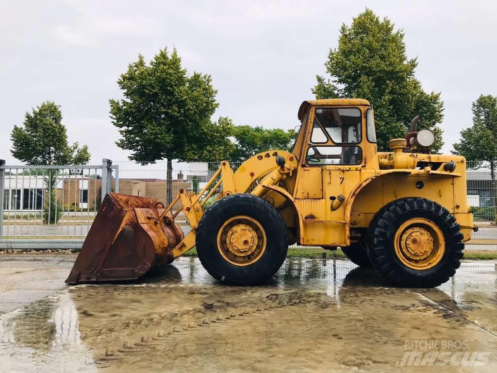 CAT 944 Incarcator pe pneuri