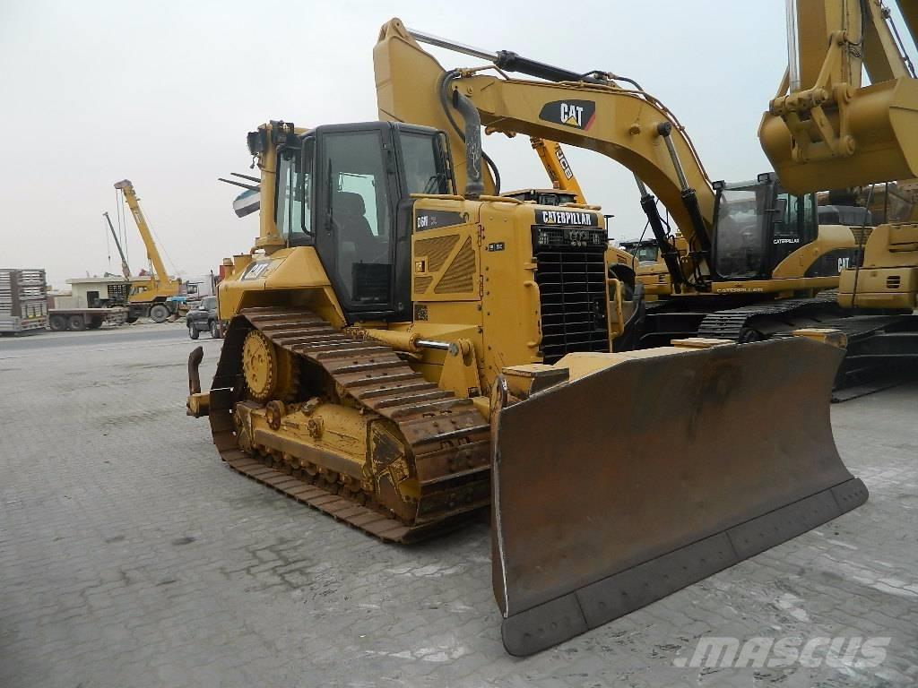 CAT D 6 N XL Buldozere pe senile