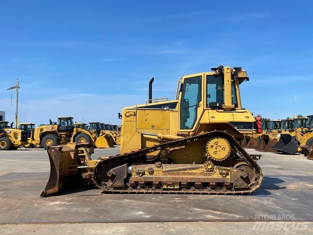CAT D6N XL Buldozere pe senile