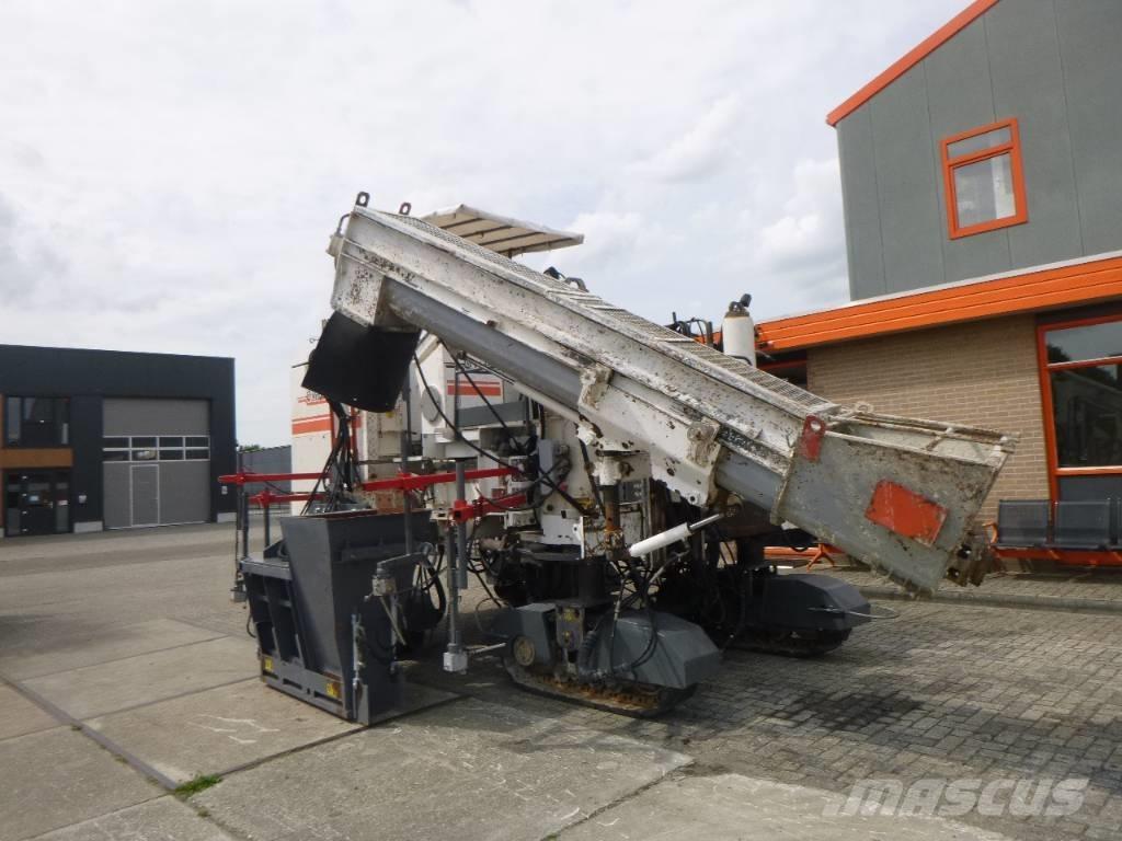 Wirtgen SP250 Utilaje pentru beton si piatra