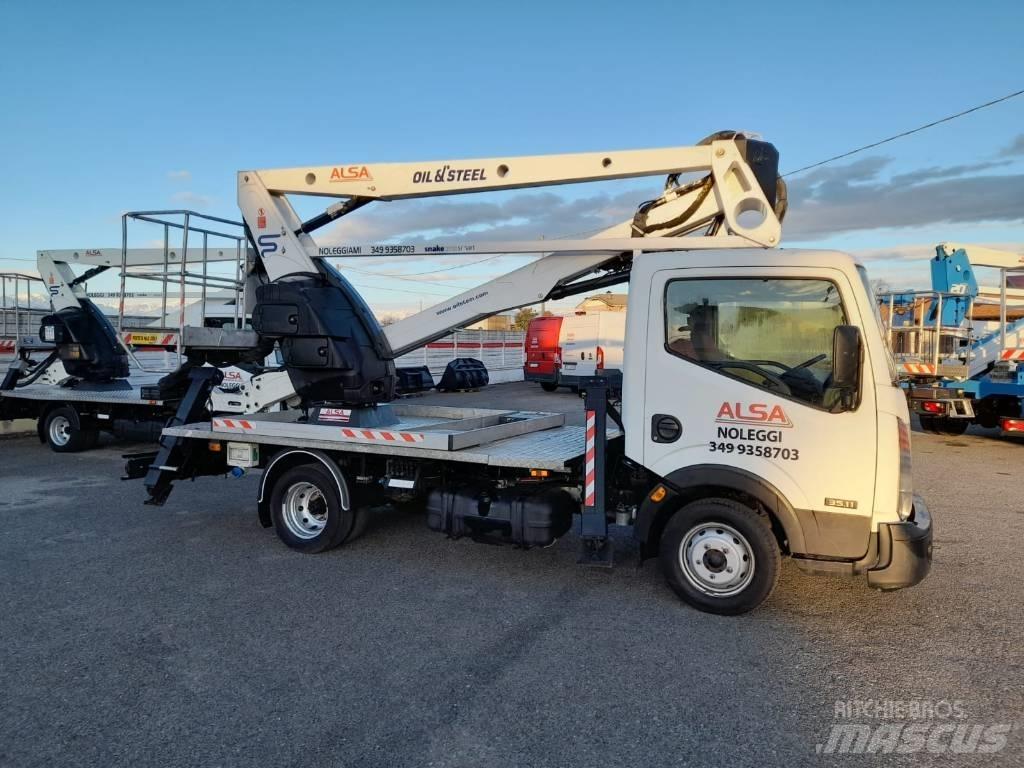 Oil & Steel 2112 Platforme aeriene montate pe camion