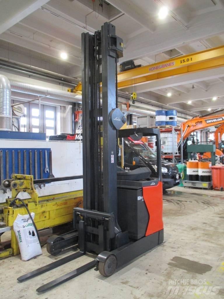 Linde R 16 HD Stivuitor cu catarg retractabil