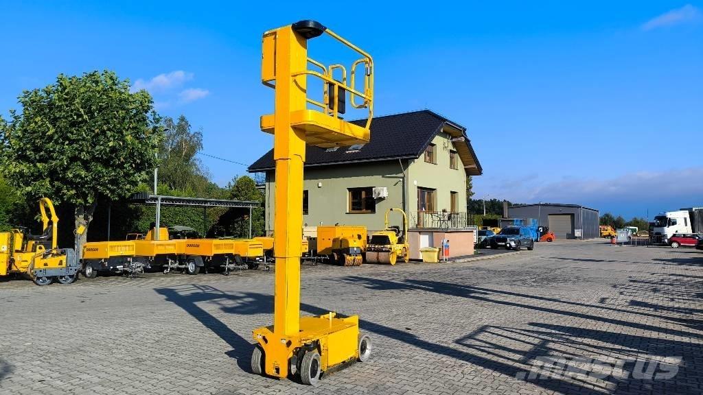JLG 1230 ES Ascensoare verticale catarg