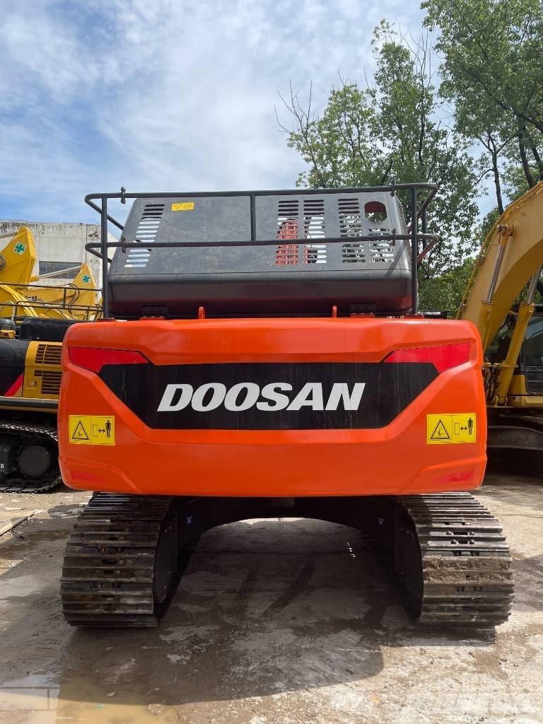 Doosan DX 225 Excavatoare 7t - 12t