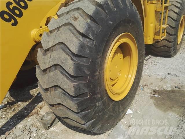 CAT 966 G Incarcator pe pneuri