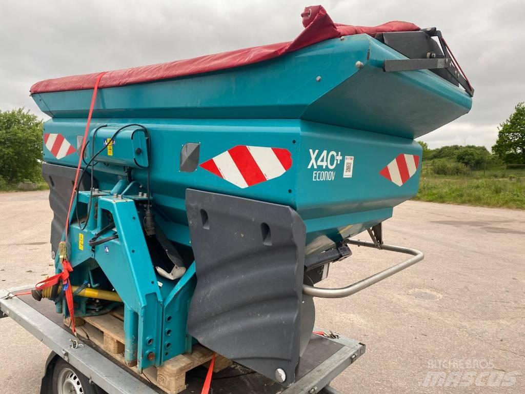 Sulky X 40+ Econov Împrastierea mineralelor