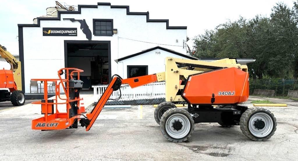 JLG 340 AJ Nacele cu brat articulat