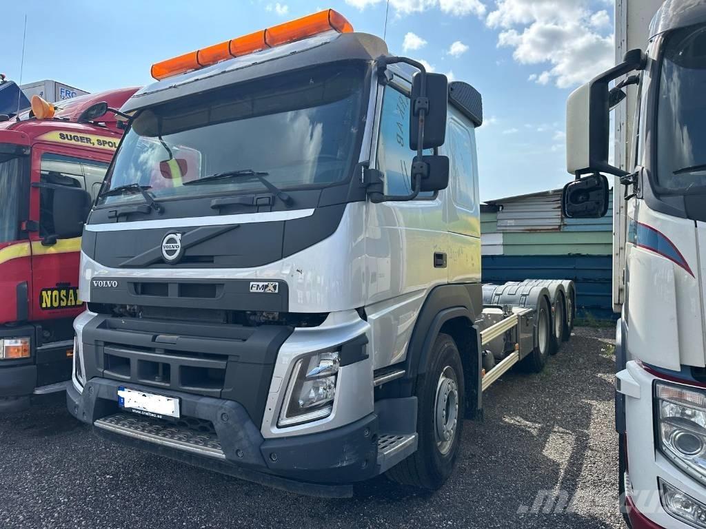 Volvo FMX 8X4*4  4132 Camion cabina sasiu