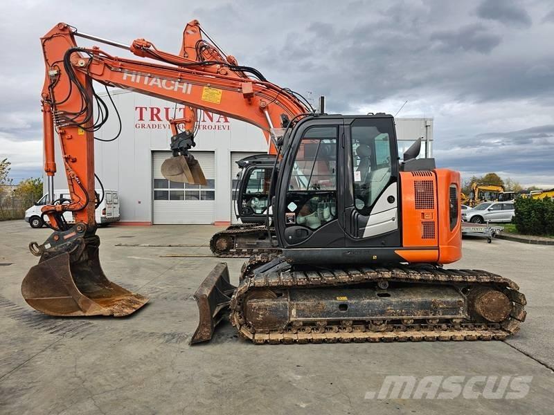Hitachi ZX 135 US-6 Excavatoare pe șenile
