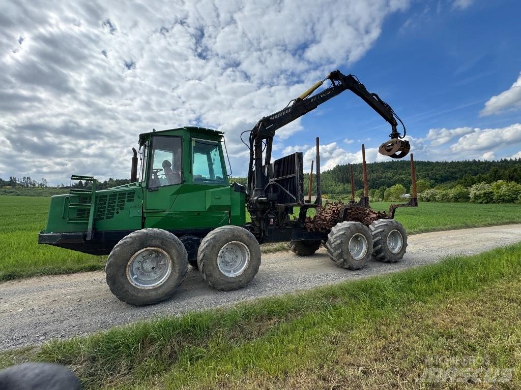 Valmet 860 Transportoare